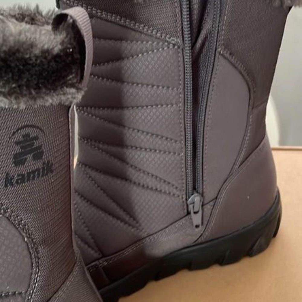 BRAND NEW women kamik Hanna side zip lightweight winter snow boots size US 6 - Picture 4 of 4